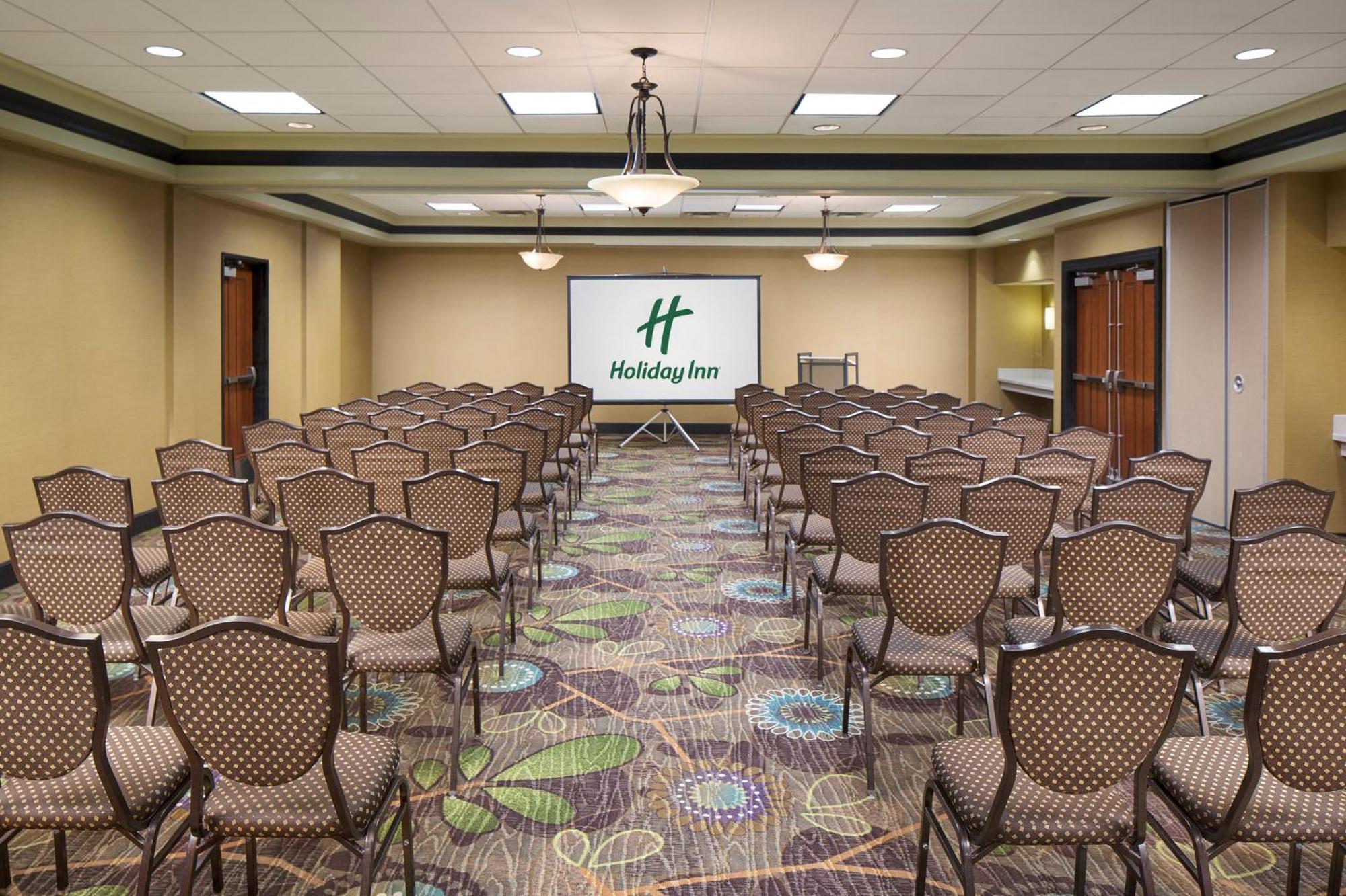 Hotel Grand Rapids-airport By Ihg 3*