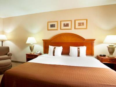 Grand Rapids-airport By Ihg Hotel Cascade